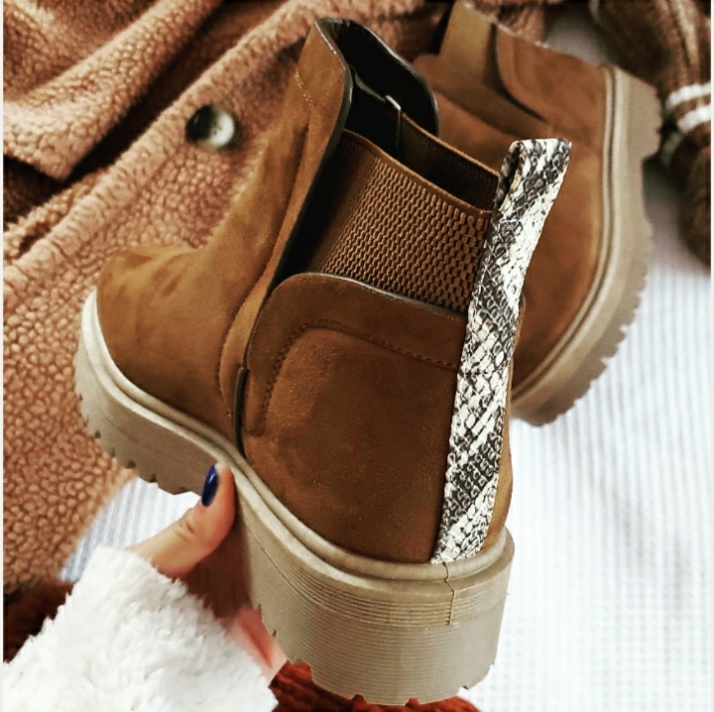 đ¨Sweater Weather collection tan boot - Picture 4 of 6
